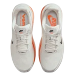 ⁦Nike Vomero Premium Sail Total Orange⁩ – תמונה ⁦4⁩