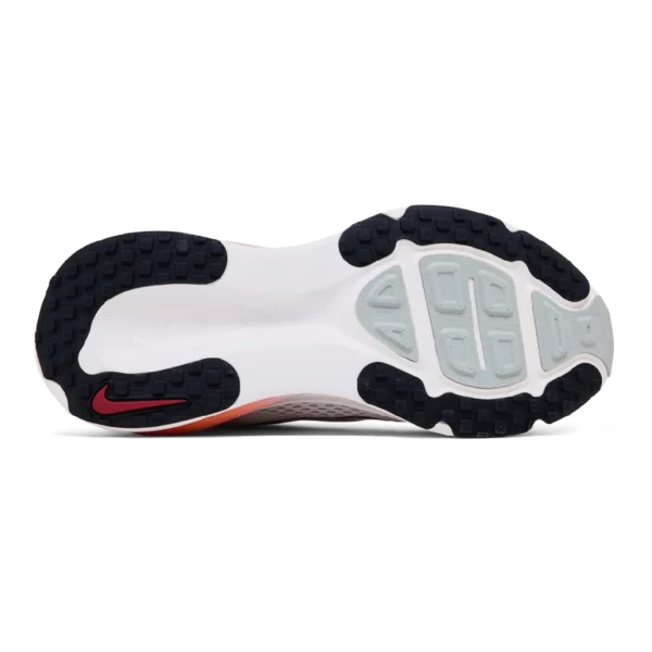 ⁦Nike Vomero 18 "Year of The Horse" White Dark Hazel Phantom⁩ – תמונה ⁦4⁩