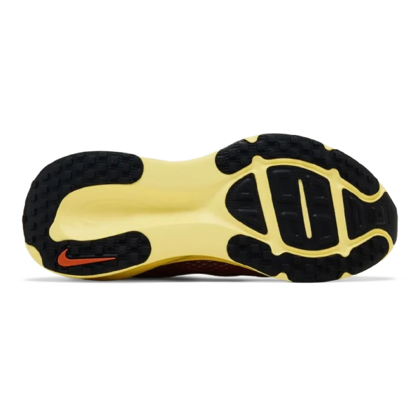 ⁦Nike Vomero 18 "International Running Pack" Multi-Color Vivid Sulfur⁩ – תמונה ⁦4⁩