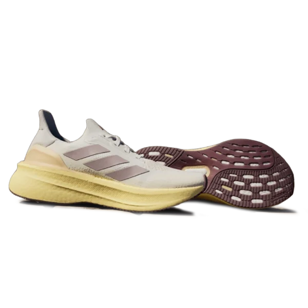⁦Adidas Ultraboost 5X White Preloved Fig Yellow⁩ – תמונה ⁦4⁩
