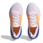 ⁦Adidas Ultraboost Light Cloud White Solar Gold Lucid Blue⁩ – תמונה ⁦4⁩