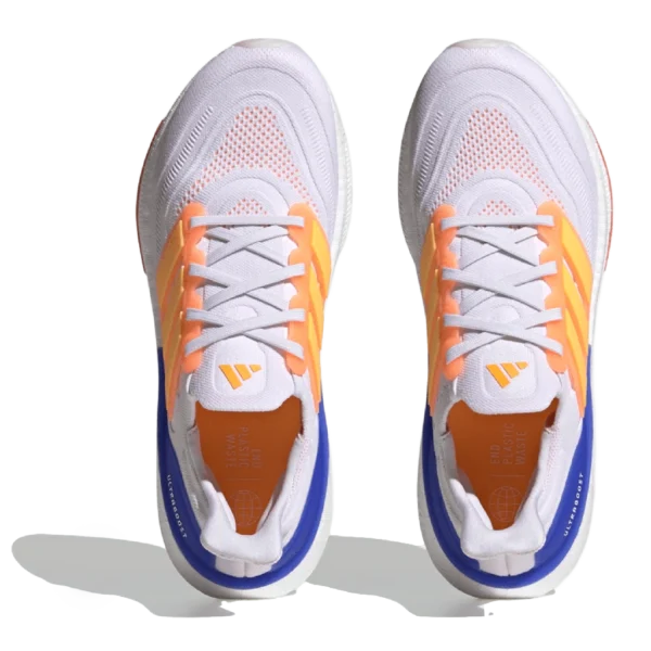 ⁦Adidas Ultraboost Light Cloud White Solar Gold Lucid Blue⁩ – תמונה ⁦4⁩