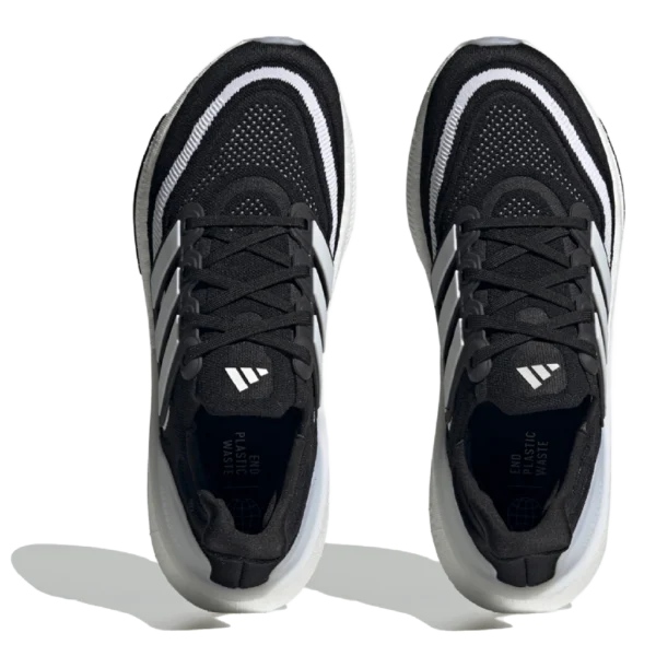 ⁦Adidas Ultraboost Light Core Black Cloud White⁩ – תמונה ⁦4⁩
