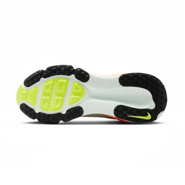 ⁦Nike Vomero 18 Barely Green Hyper Crimson⁩ – תמונה ⁦5⁩