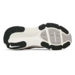 ⁦Nike Vomero 18 "Run Pack" Summit White College Grey Black⁩ – תמונה ⁦5⁩