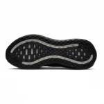⁦Nike Vomero Plus Black Metallic Dark Grey⁩ – תמונה ⁦5⁩