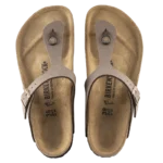 ⁦Birkenstock Gizeh Birko-Flor Nubuck Sandals Mocha⁩ – תמונה ⁦3⁩