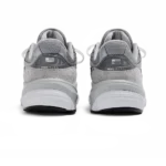 ⁦New Balance "Made in USA" 990 Grey White⁩ – תמונה ⁦3⁩
