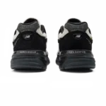 ⁦New Balance 990 "Joe Freshgoods" Outro Black White⁩ – תמונה ⁦3⁩