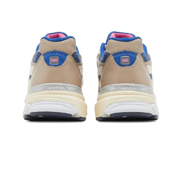 ⁦New Balance 990 "Kith" Daytona Tan Navy Pink⁩ – תמונה ⁦3⁩