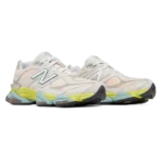 ⁦New Balance 9060 Moonbeam Vintage Rose⁩ – תמונה ⁦2⁩