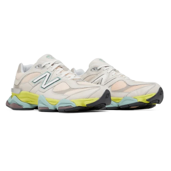 ⁦New Balance 9060 Moonbeam Vintage Rose⁩ – תמונה ⁦2⁩