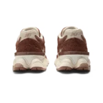 ⁦New Balance 9060 Rich Oak Timberwolf⁩ – תמונה ⁦3⁩