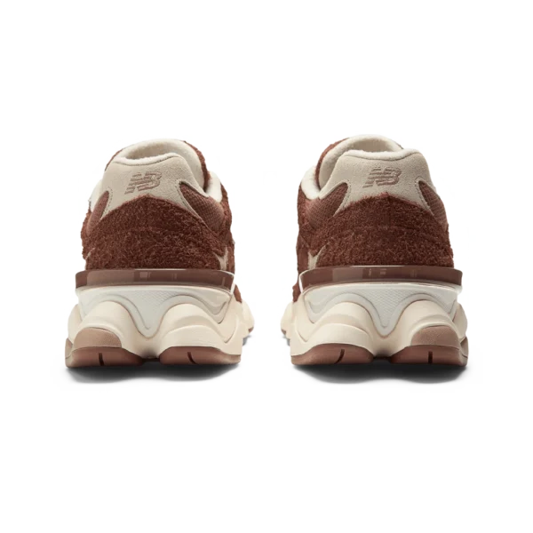 ⁦New Balance 9060 Rich Oak Timberwolf⁩ – תמונה ⁦3⁩