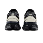 ⁦New Balance 9060 Off White Black⁩ – תמונה ⁦3⁩