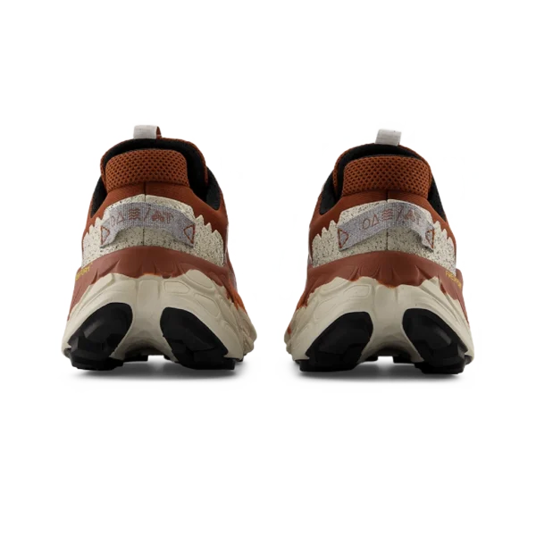⁦New Balance Fresh Foam X More Trail v3 Brown Beige Orange⁩ – תמונה ⁦3⁩