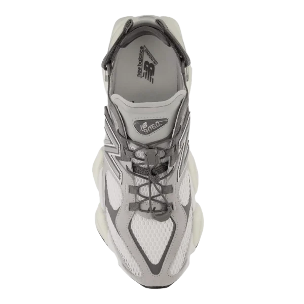 ⁦New Balance 9060 Raincloud Castlerock White⁩ – תמונה ⁦4⁩