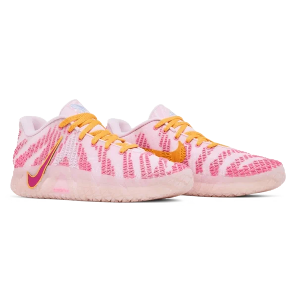 ⁦Nike Ja 3 "Jelly Bean" Pink Foam Silt Red Sundial⁩ – תמונה ⁦2⁩