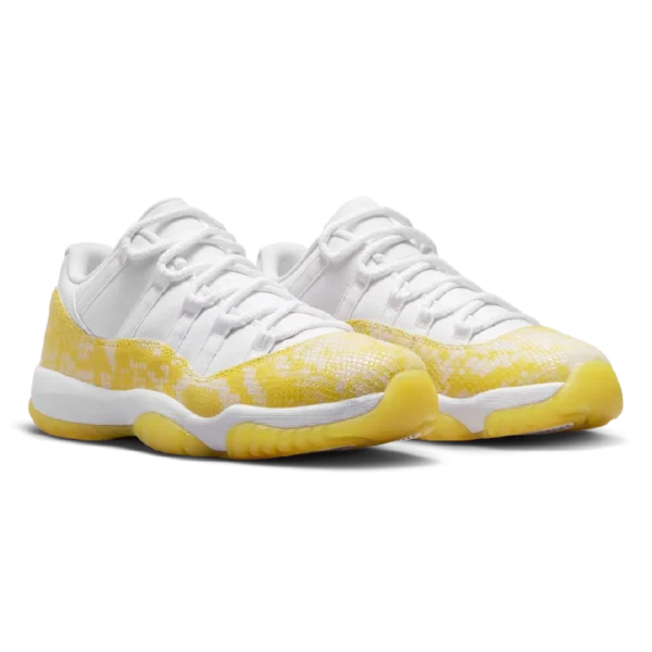 ⁦Air Jordan 11 Low Yellow Snakeskin⁩ – תמונה ⁦2⁩