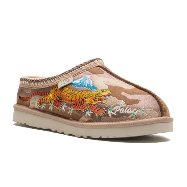 ⁦UGG x Palace Tasman Slipper Chestnut Camo⁩ – תמונה ⁦2⁩