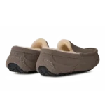 ⁦UGG Ascot Slippers Grey⁩ – תמונה ⁦3⁩