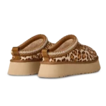 ⁦UGG Tazz Plains Slippers Felicity Leopard Jasmine⁩ – תמונה ⁦3⁩