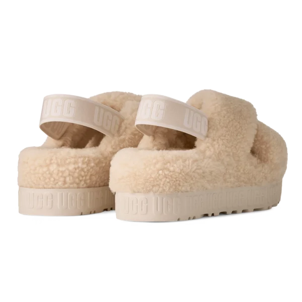 ⁦UGG Oh Fluffita Cross Strap Sandals Natural⁩ – תמונה ⁦3⁩