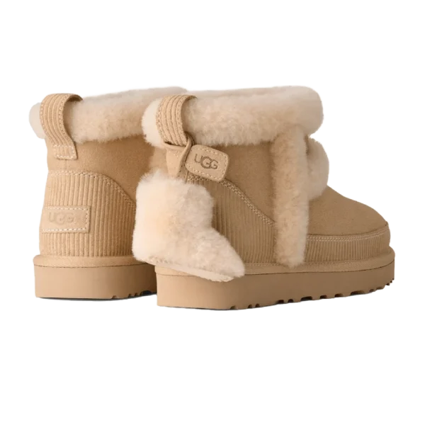⁦UGG Classic Mini Heritage Sand Castle⁩ – תמונה ⁦3⁩