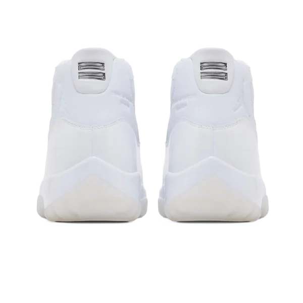 ⁦Air Jordan 11 x Comme des Garçons Triple White⁩ – תמונה ⁦3⁩
