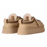 ⁦UGG Heritage Lace-Up Slipper Sand Castle⁩ – תמונה ⁦3⁩