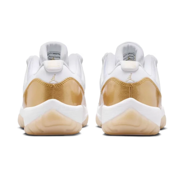 ⁦Air Jordan 11 Low "Mother's Day" White Metallic Gold⁩ – תמונה ⁦3⁩
