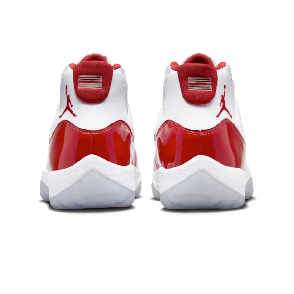 ⁦Air Jordan 11 Varsity Red⁩ – תמונה ⁦3⁩