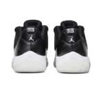 ⁦Air Jordan 11 Retro Low Barons⁩ – תמונה ⁦3⁩
