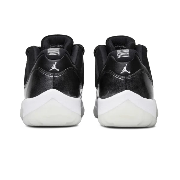 ⁦Air Jordan 11 Retro Low Barons⁩ – תמונה ⁦3⁩