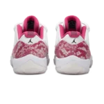 ⁦Air Jordan 11 Retro Low Pink Snakeskin⁩ – תמונה ⁦3⁩