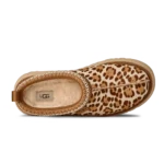 ⁦UGG Tazz Plains Slippers Felicity Leopard Jasmine⁩ – תמונה ⁦4⁩