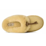 ⁦UGG Coquette Stitch Slipper Muted Mustard⁩ – תמונה ⁦4⁩