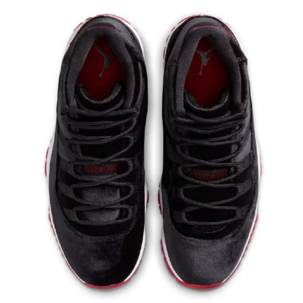 ⁦Air Jordan 11 "Bred Velvet" Black Red⁩ – תמונה ⁦4⁩