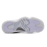 ⁦Air Jordan 11 Retro Low Pure Violet⁩ – תמונה ⁦4⁩