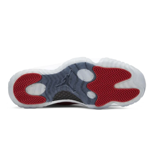 ⁦Air Jordan 11 Retro "Win Like 96" Red⁩ – תמונה ⁦4⁩