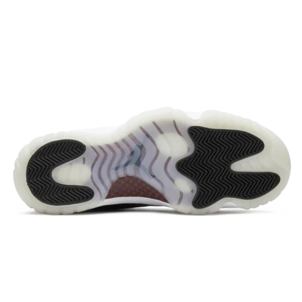 ⁦Air Jordan 11 Retro "72-10" Black Gym Red White Anthracite⁩ – תמונה ⁦4⁩