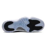 ⁦Air Jordan 11 Retro Low Iridescent White Emerald Rise Black⁩ – תמונה ⁦4⁩
