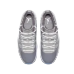 ⁦Air Jordan 11 Retro Low Medium Grey White Gunsmoke⁩ – תמונה ⁦4⁩