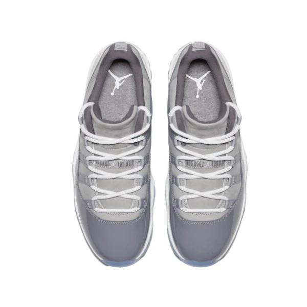 ⁦Air Jordan 11 Retro Low Medium Grey White Gunsmoke⁩ – תמונה ⁦4⁩
