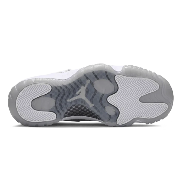 ⁦Air Jordan 11 Retro Vast Grey⁩ – תמונה ⁦5⁩